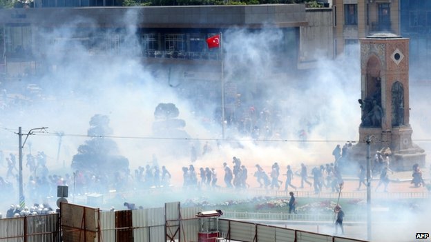 török-tüntetés_3.jpg