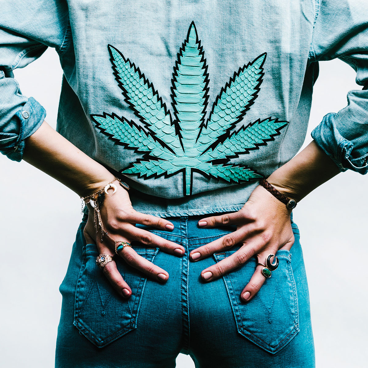 marijuana-fashion-trend-01.jpg