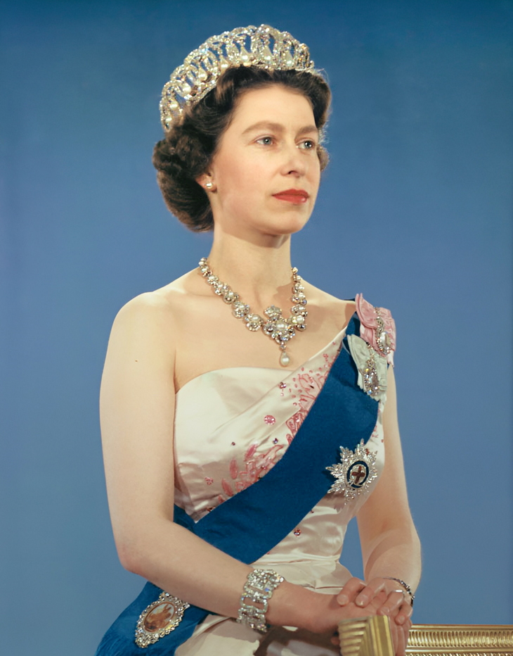 queen_elizabeth_ii_official_portrait_for_1959_tour_retouched_cropped_3-to-4_aspect_ratio.jpg