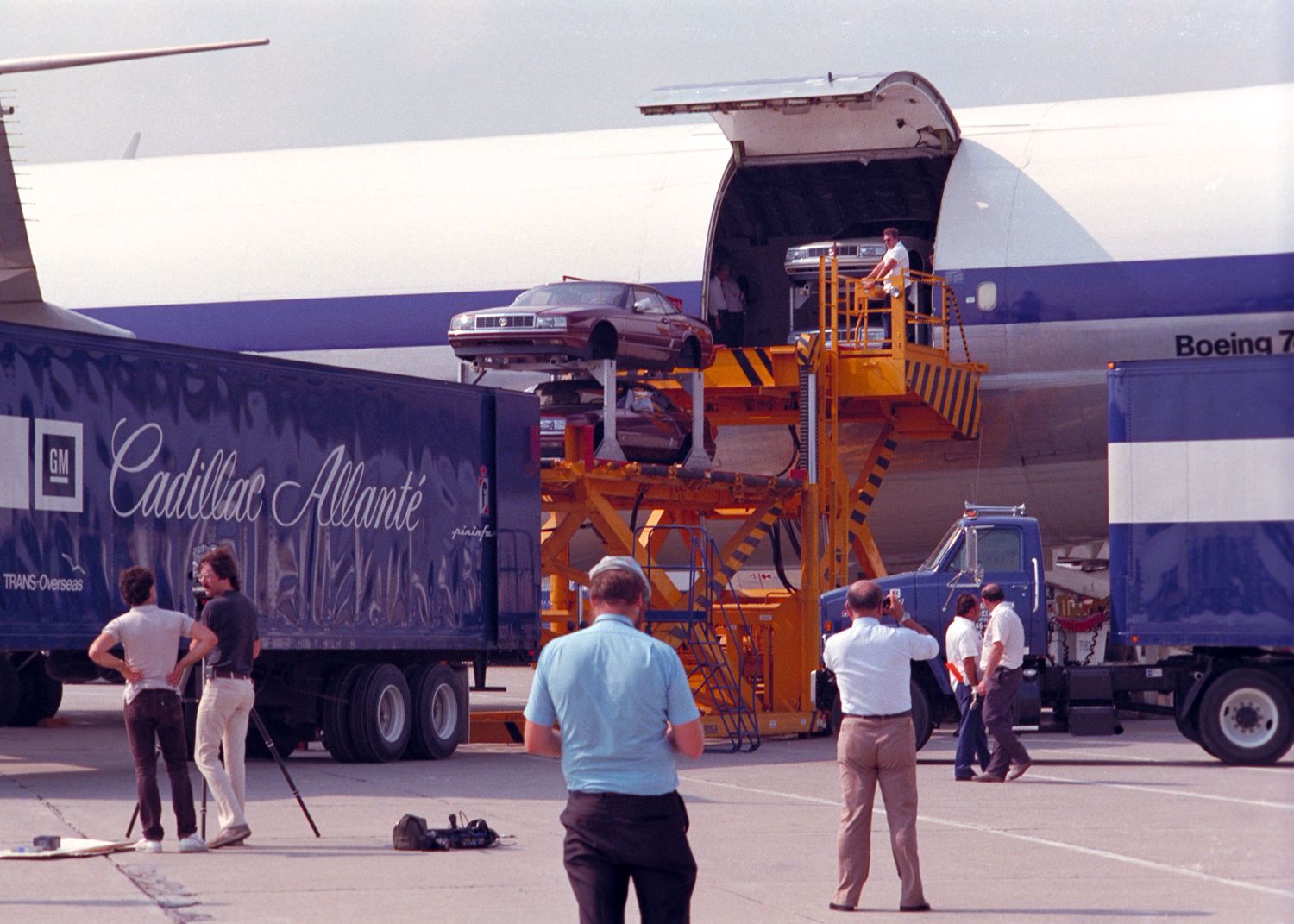 allante_747.jpg