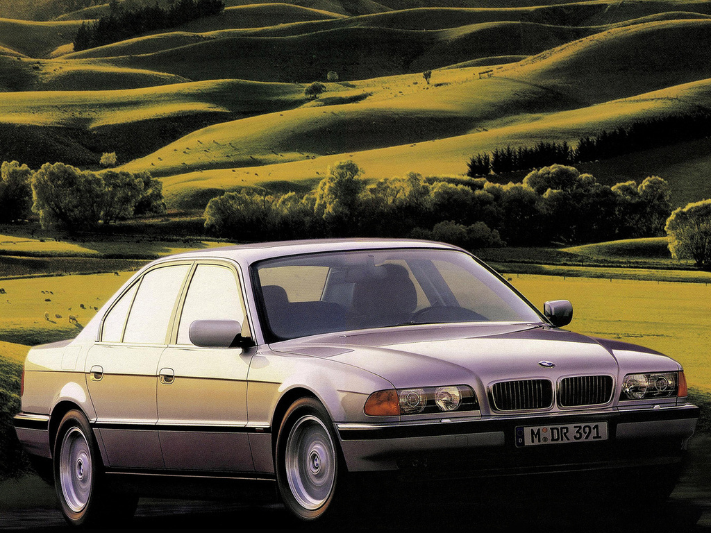 bmw_7-series_1994_wallpapers_2.jpg