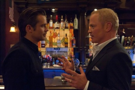 Justified-Guy-Walks-Into-a-Bar-Season-3-Episode-10-7-550x405.jpg