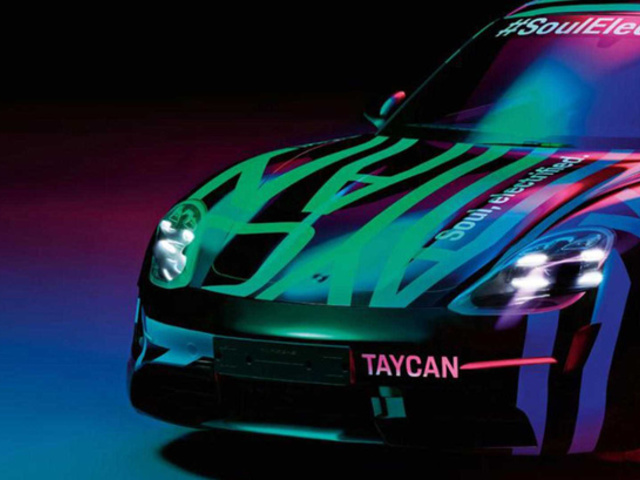 A Porsche is megmutatja a vilanyautóját