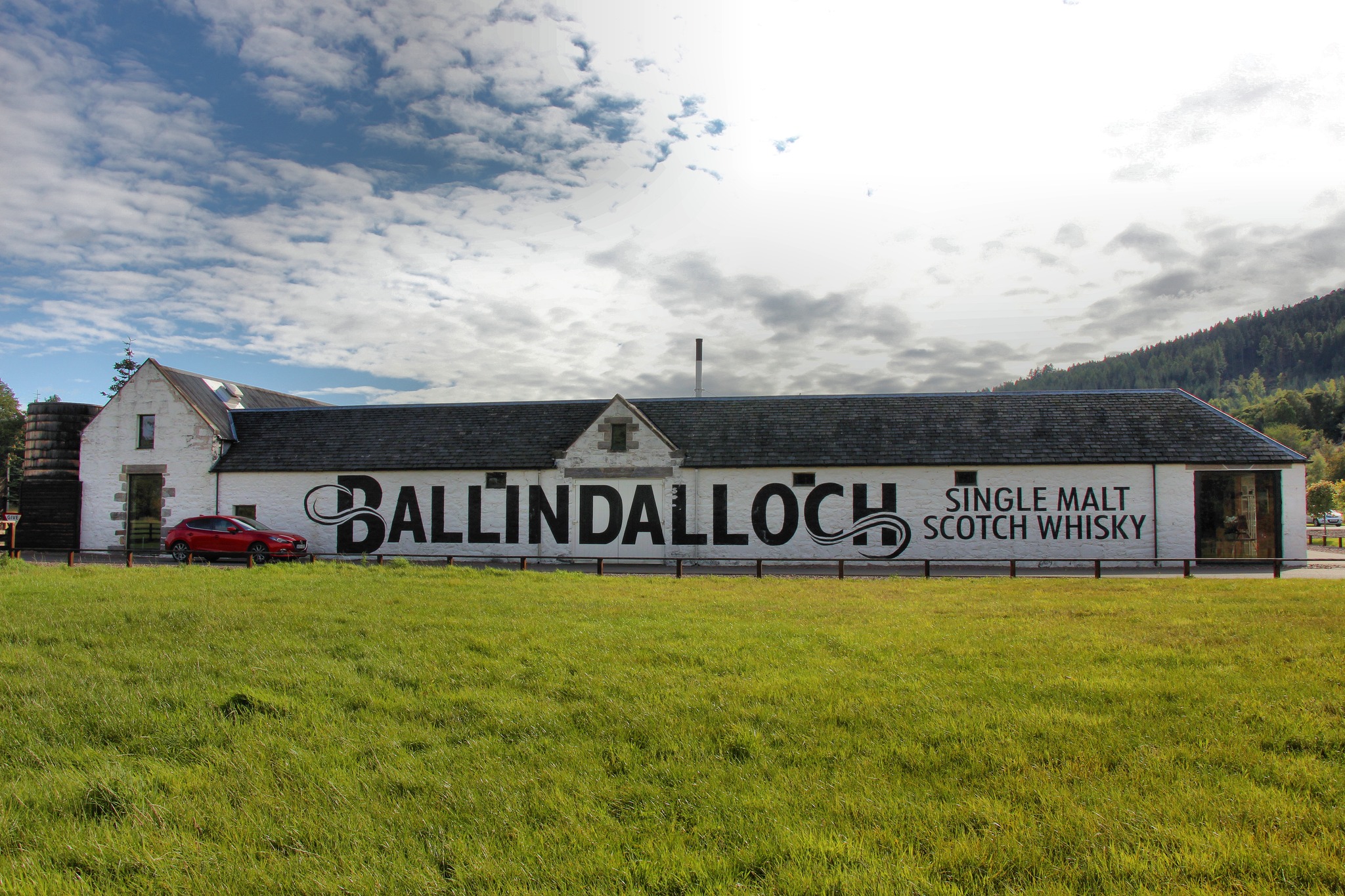 174. Ballindalloch - fiatal lepárló a Speyside-ról