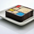 Mondrian egy szelet süteménybe költözött