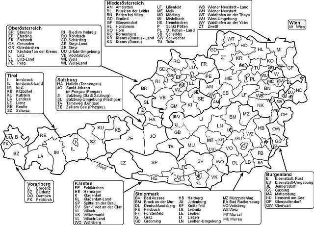 640px-Bezirke_Österreich_Kennzeichen_nach_Bundesländern.jpg