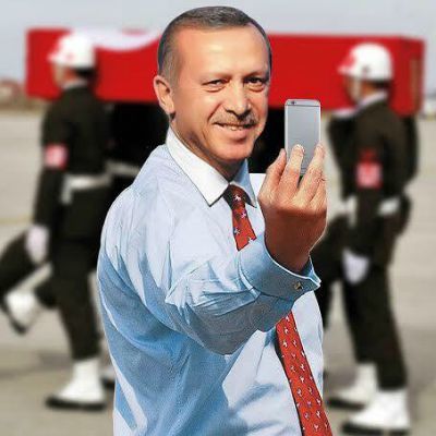 376005-recep-tayyip-erdogan-magazine-selfie-twitter.jpg