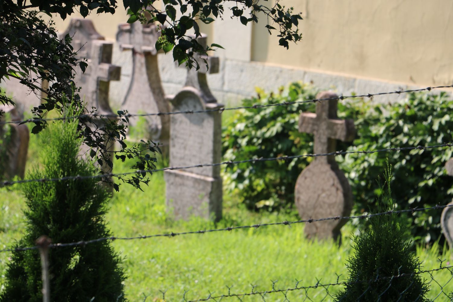 Élve temettek el egy embert Komáromban? 140 éve kérdés
