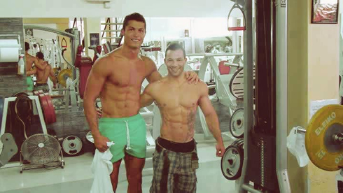 cristiano-ronaldo-in-gym.jpg