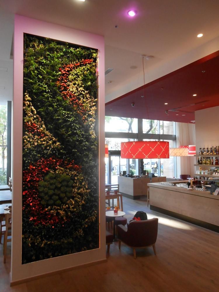 greenwall_vapiano_bymopa_2013.jpg