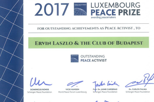 Luxemburg-békedíjat kapott László Ervin