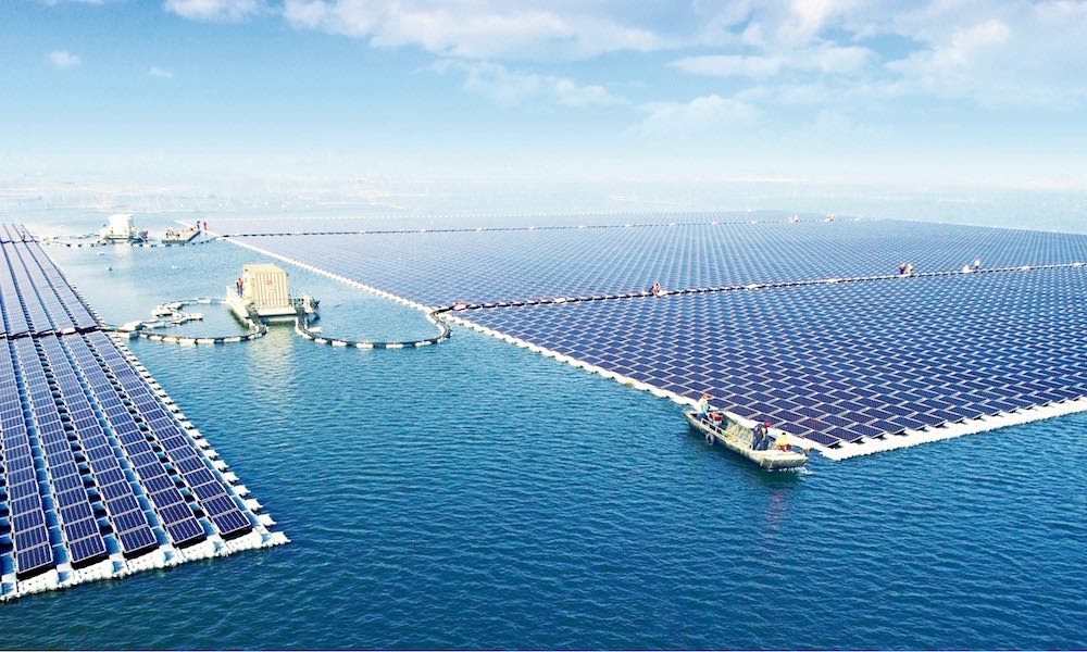 china-floating-solar-plant-sungrow.jpg