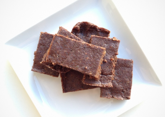 20120331_RichFudgeyRawVeganBrownies_001.jpg