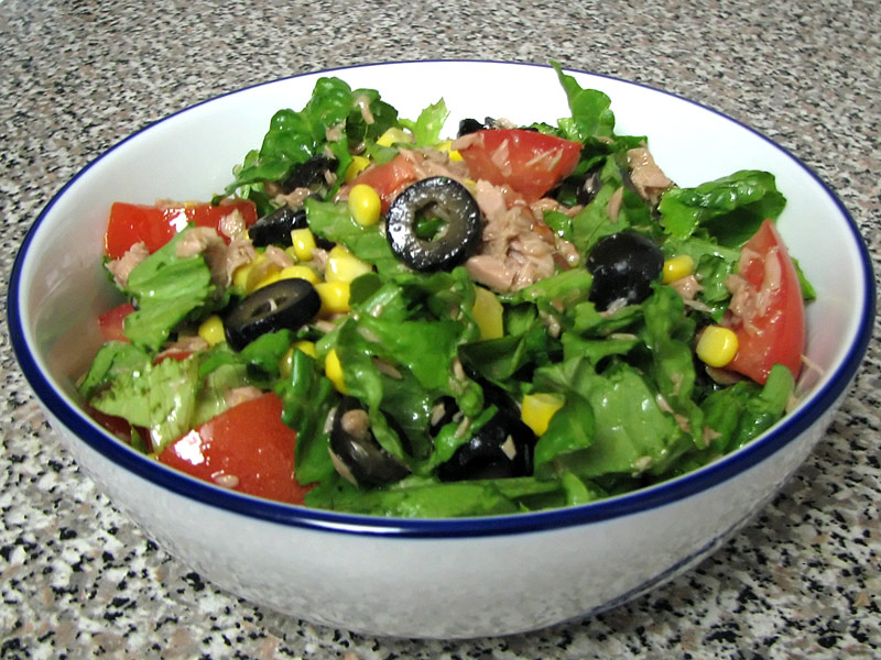 green-tuna-salad.jpg