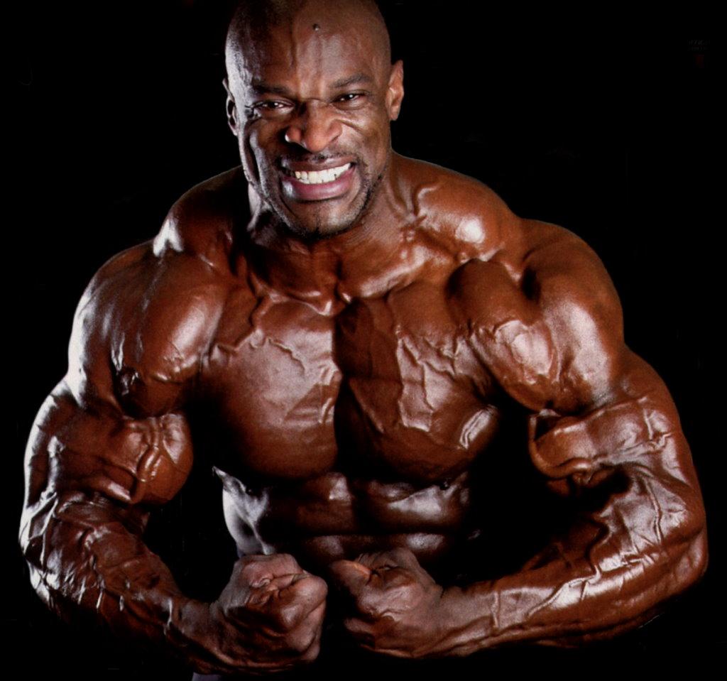 ronnie-coleman-showing-body.jpg