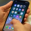 Franciaországban 25 millió euróra büntették az Apple-t a telefonok szándékos lassítása miatt