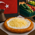 A lángos eredete: török hagyomány, piacokon újragondolva?