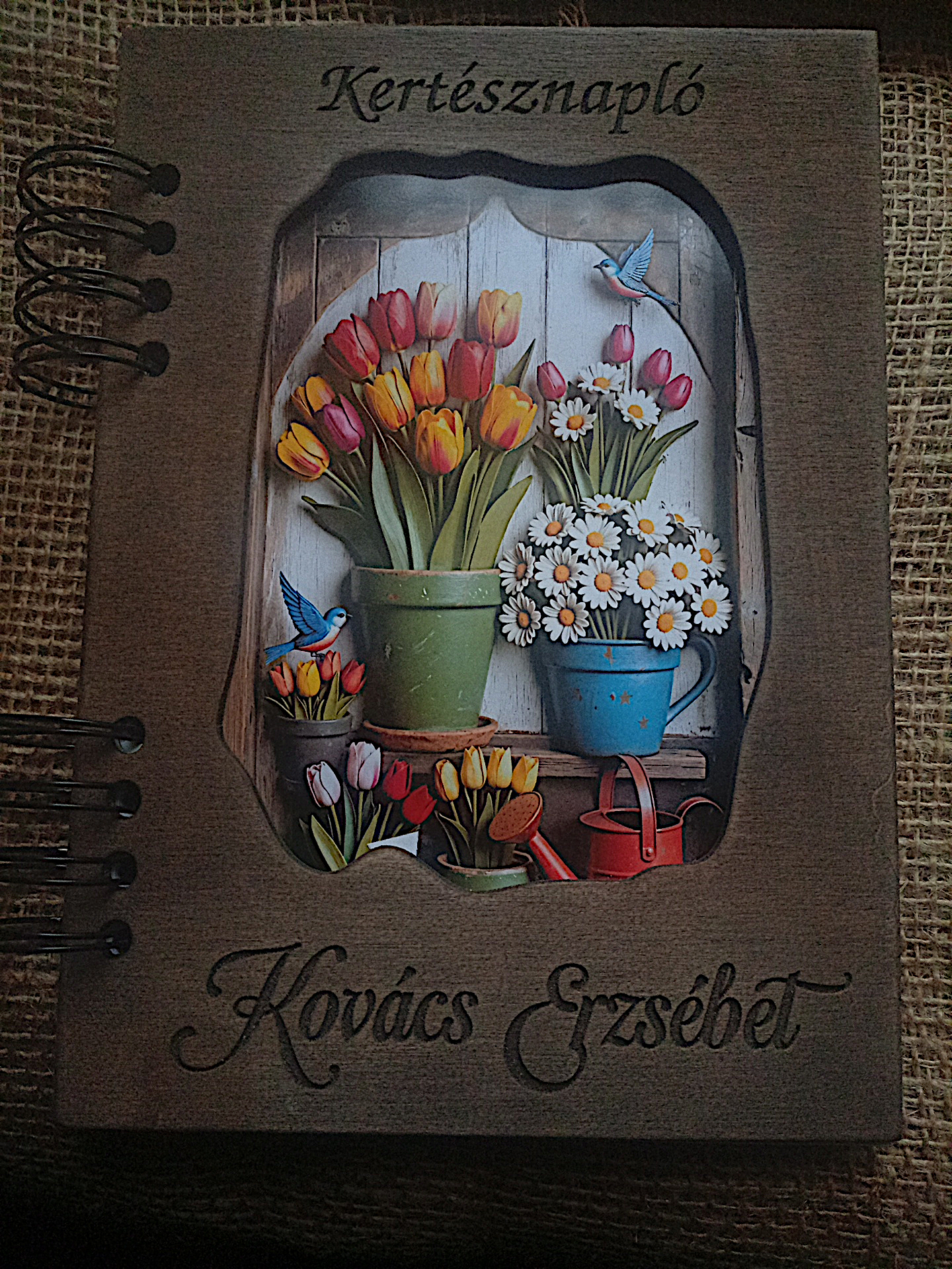 Egy kert története egy napló lapjain – az egyedi, személyre szabott kertésznapló varázsa