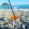 The #essence of #life 
#aperolspritz #beautifulday #spiaggia #sea #friends #happyness #loveliguria #Italy @dav.kin @danger.87 @vistella @evajanky