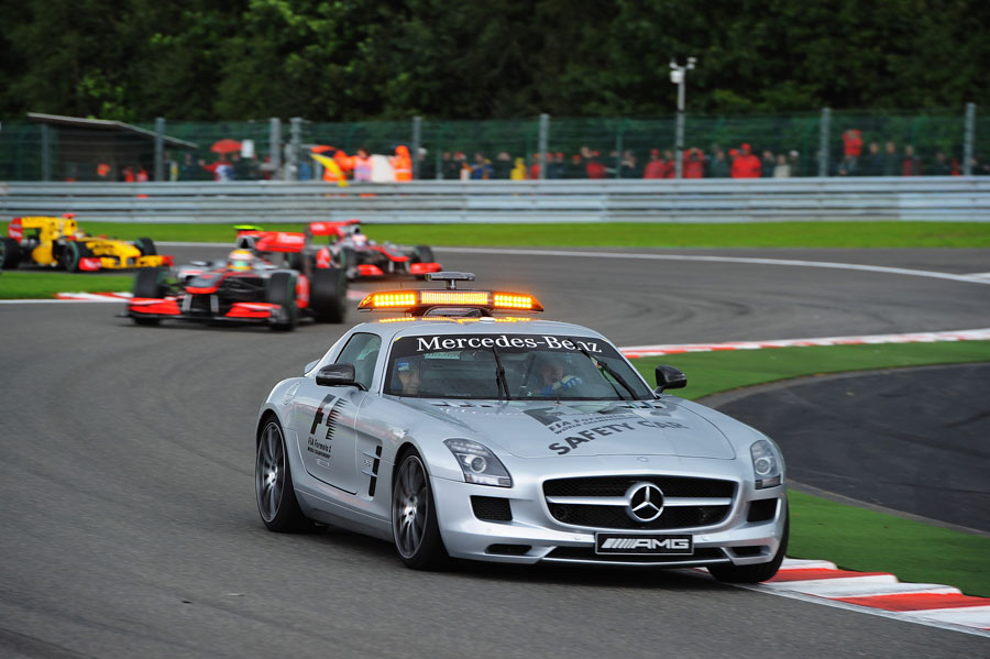 Safety-Car-3.jpg