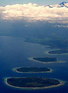 220px-gili_islands_gunung_rinjiani_lombok_indonesia.jpg