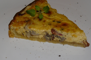 Gombás quiche