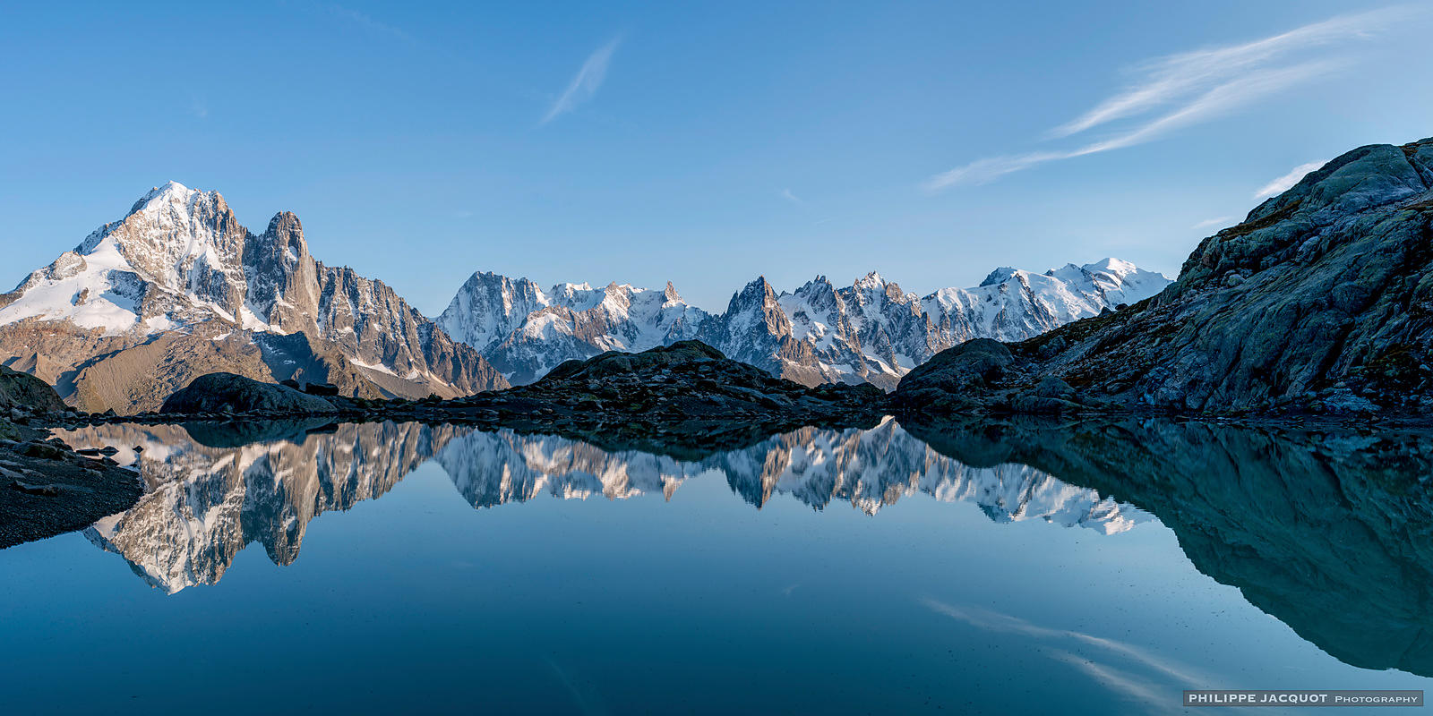 lac_blanc_sunset_mont_blanc-1_2_uxga.jpg