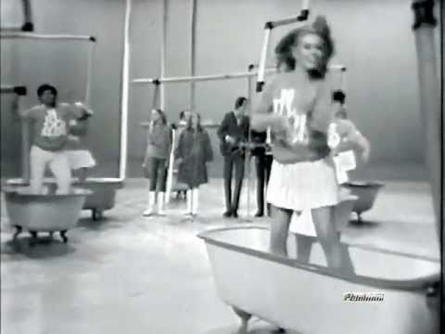 The Mamas & the Papas - California Dreamin