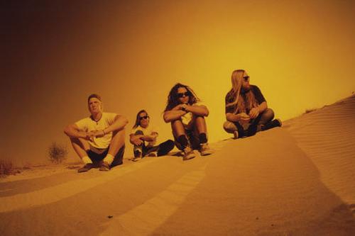 Kyuss+In+The+Desert.jpg