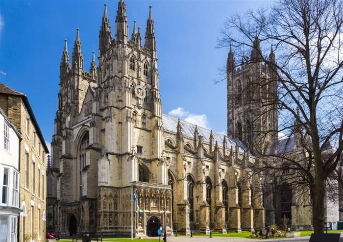 canterbury_cathedral.jpg