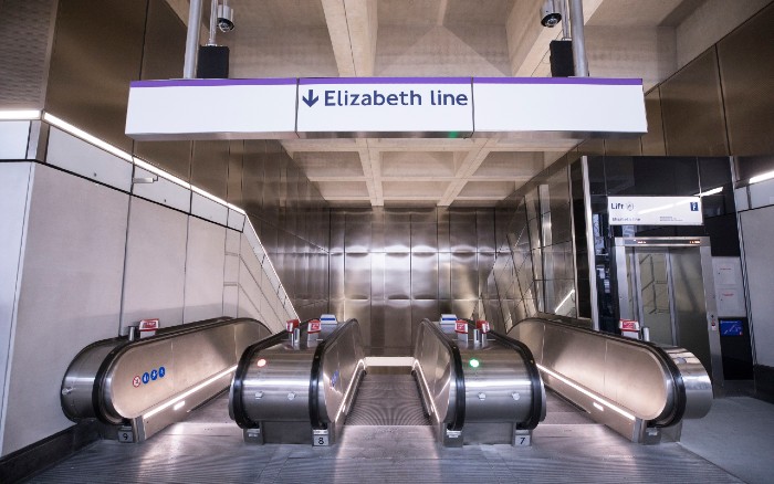 farringdon-escalators-to-elizabeth-line.jpeg