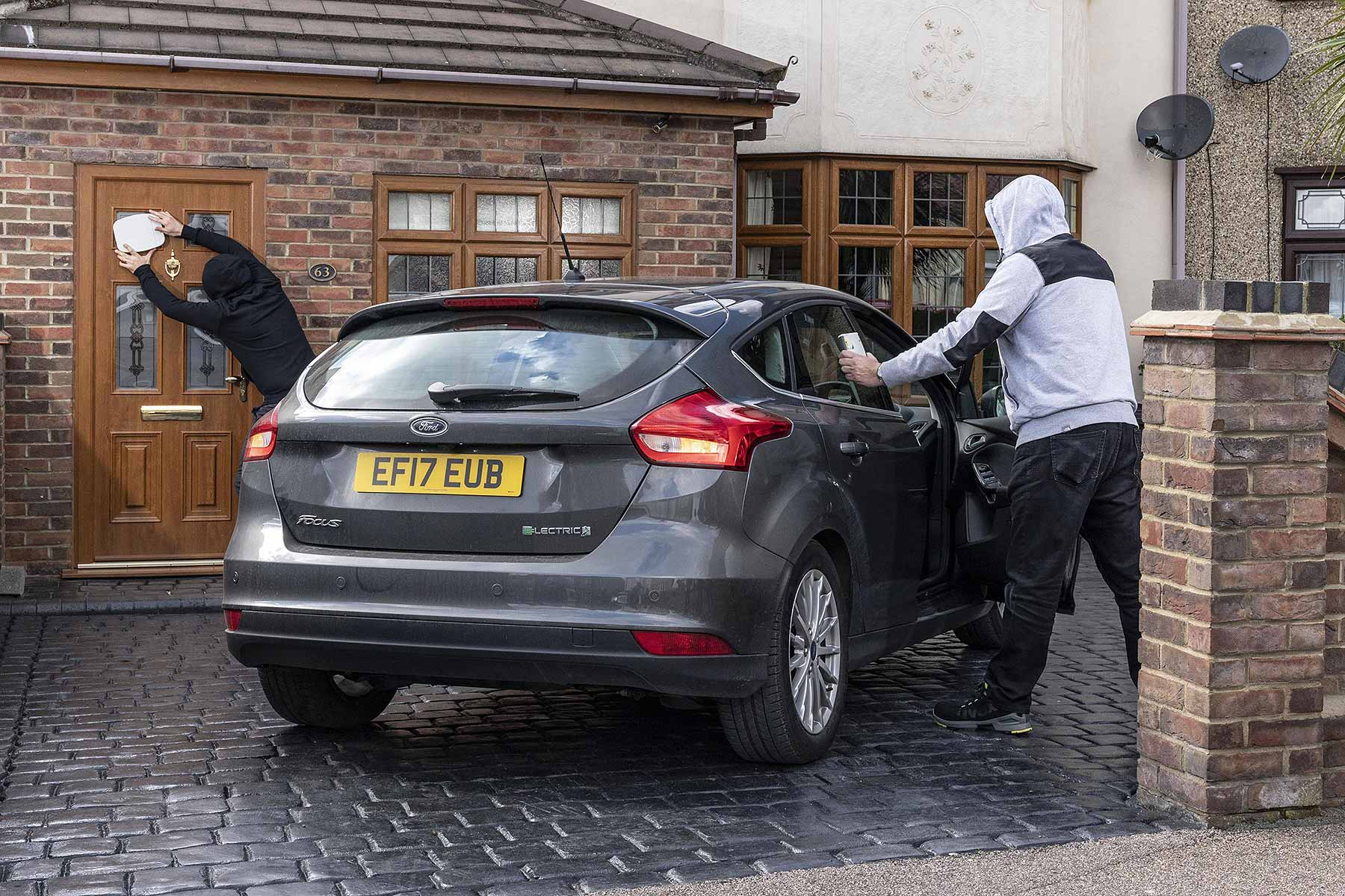 keyless-car-theft.jpeg