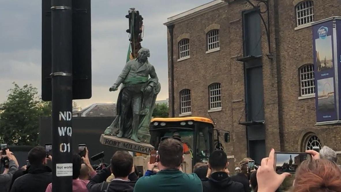 milligan-statue-removal.jpg