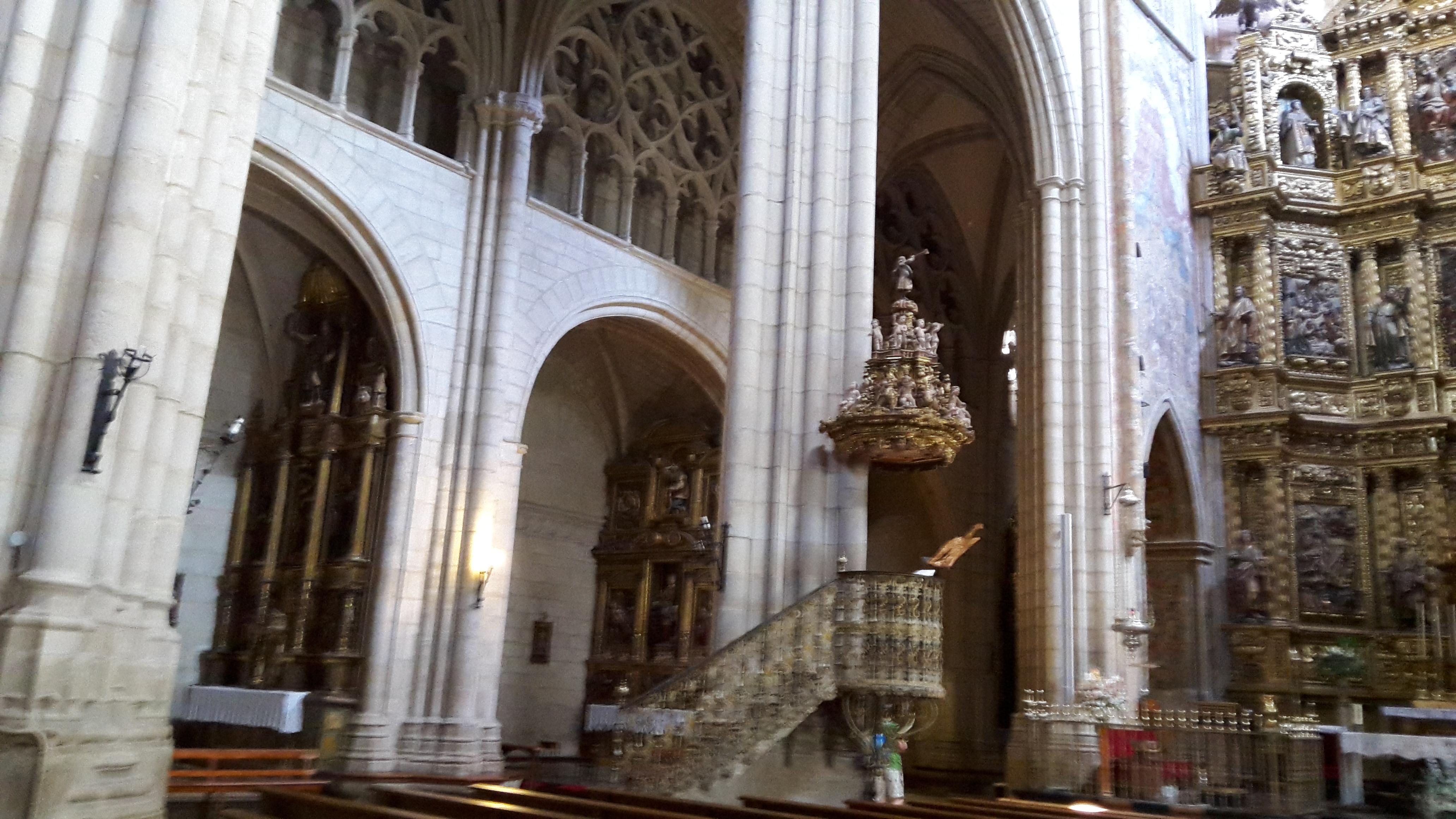 Viana Iglesia Santa Maria. A templom belülről.