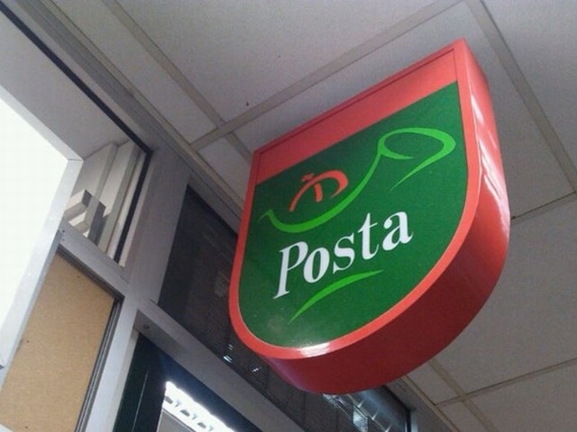 Elegem van a postabezárásokból