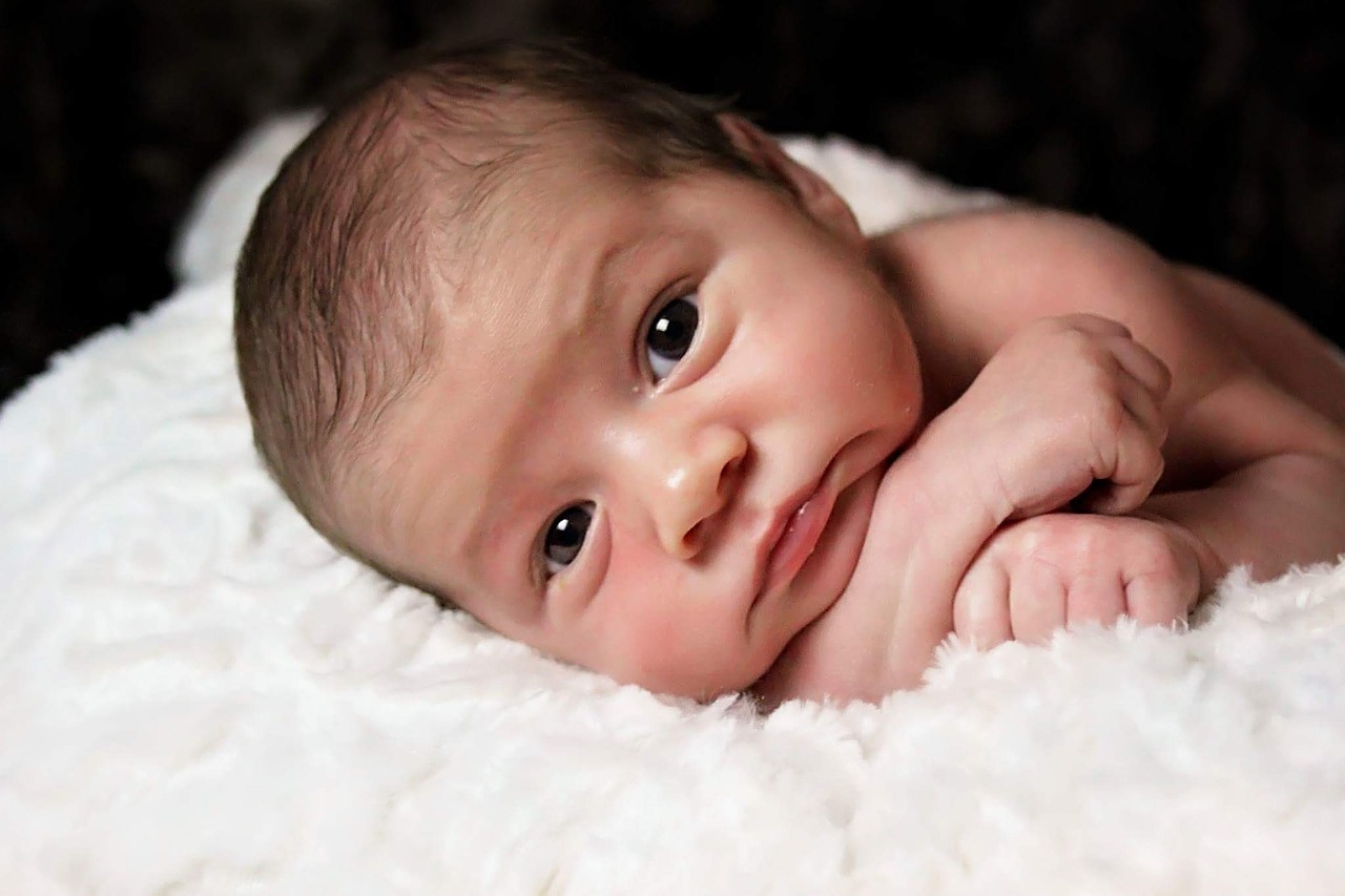 newborn-baby-990691_1280_1.jpg
