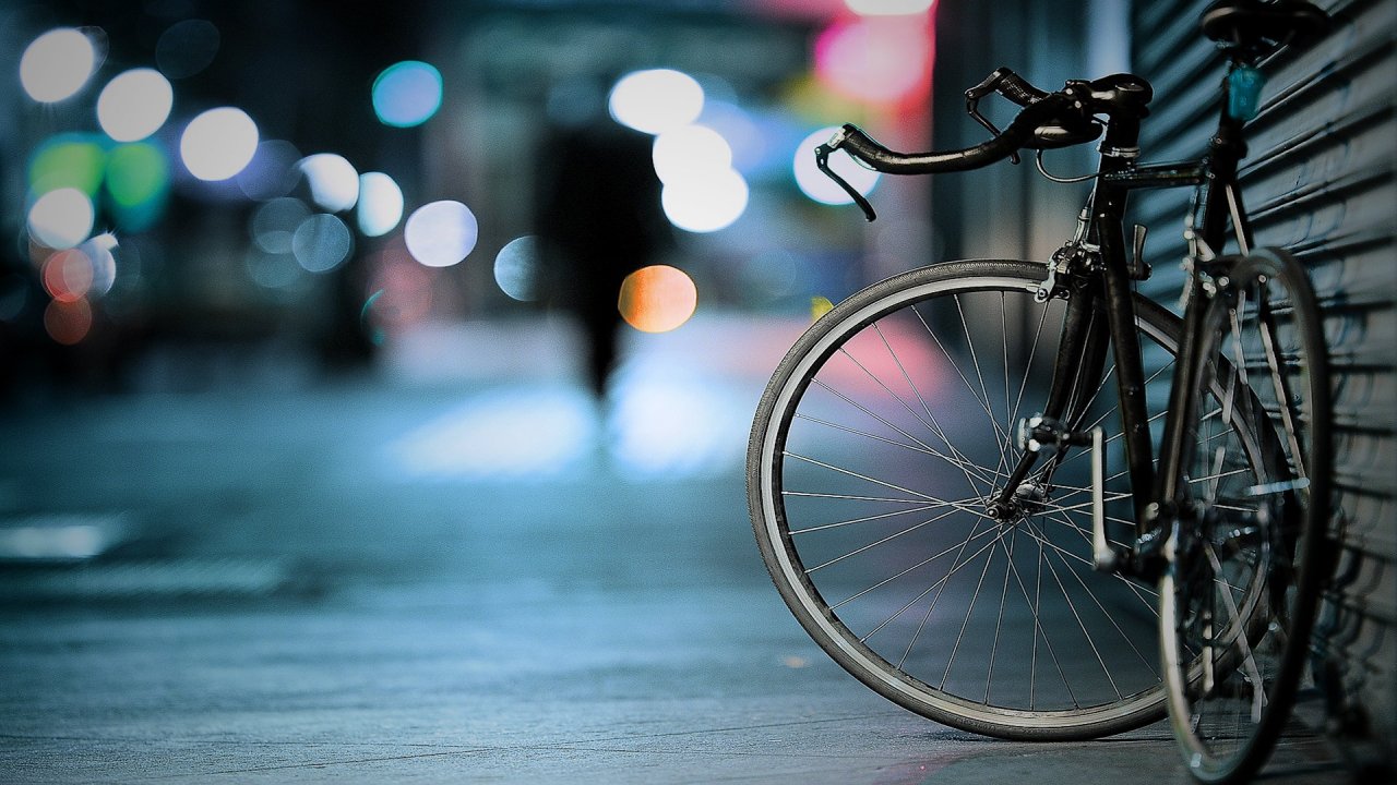 bicycle-street-night-bokeh-1280x720.jpg