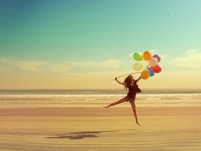 balloons-beach-beauty-freedom-happiness-favim_com-268585.jpg