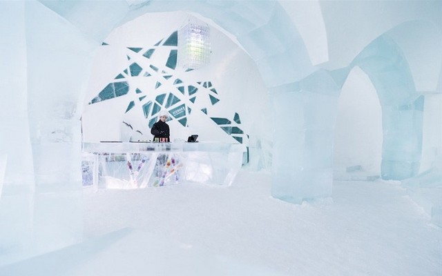 Icebar.jpg