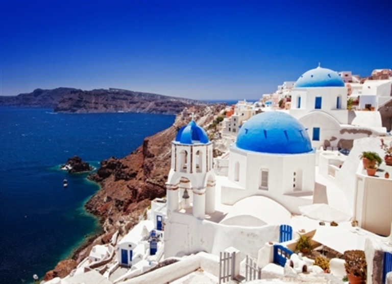 santorini.jpg