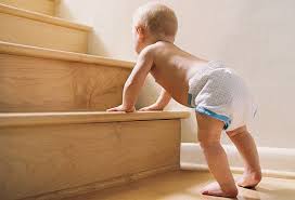 baba lépcsőn.jpg