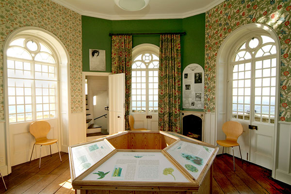 broadway-tower-exhibition-room.jpg