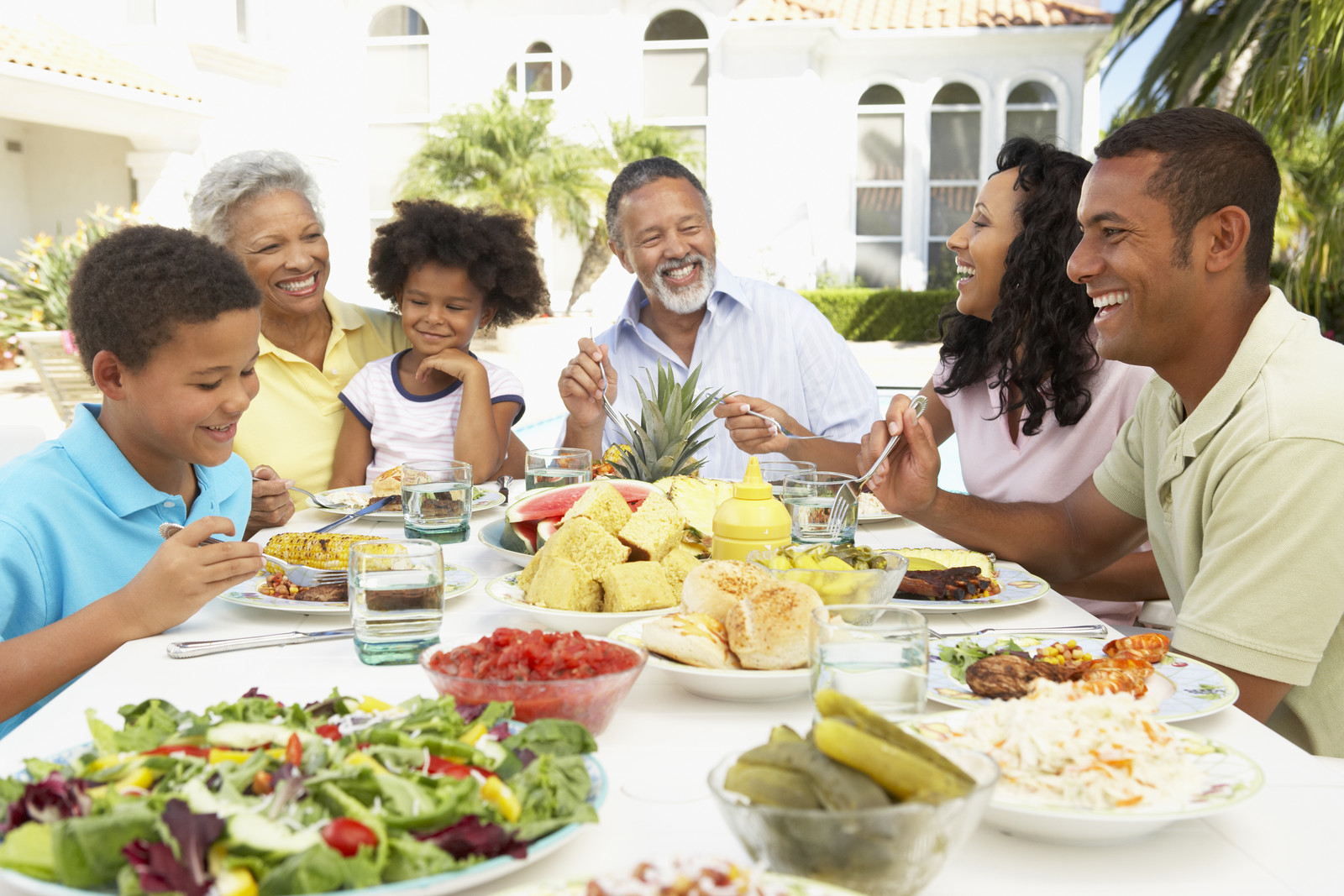 family-meal-time.jpg