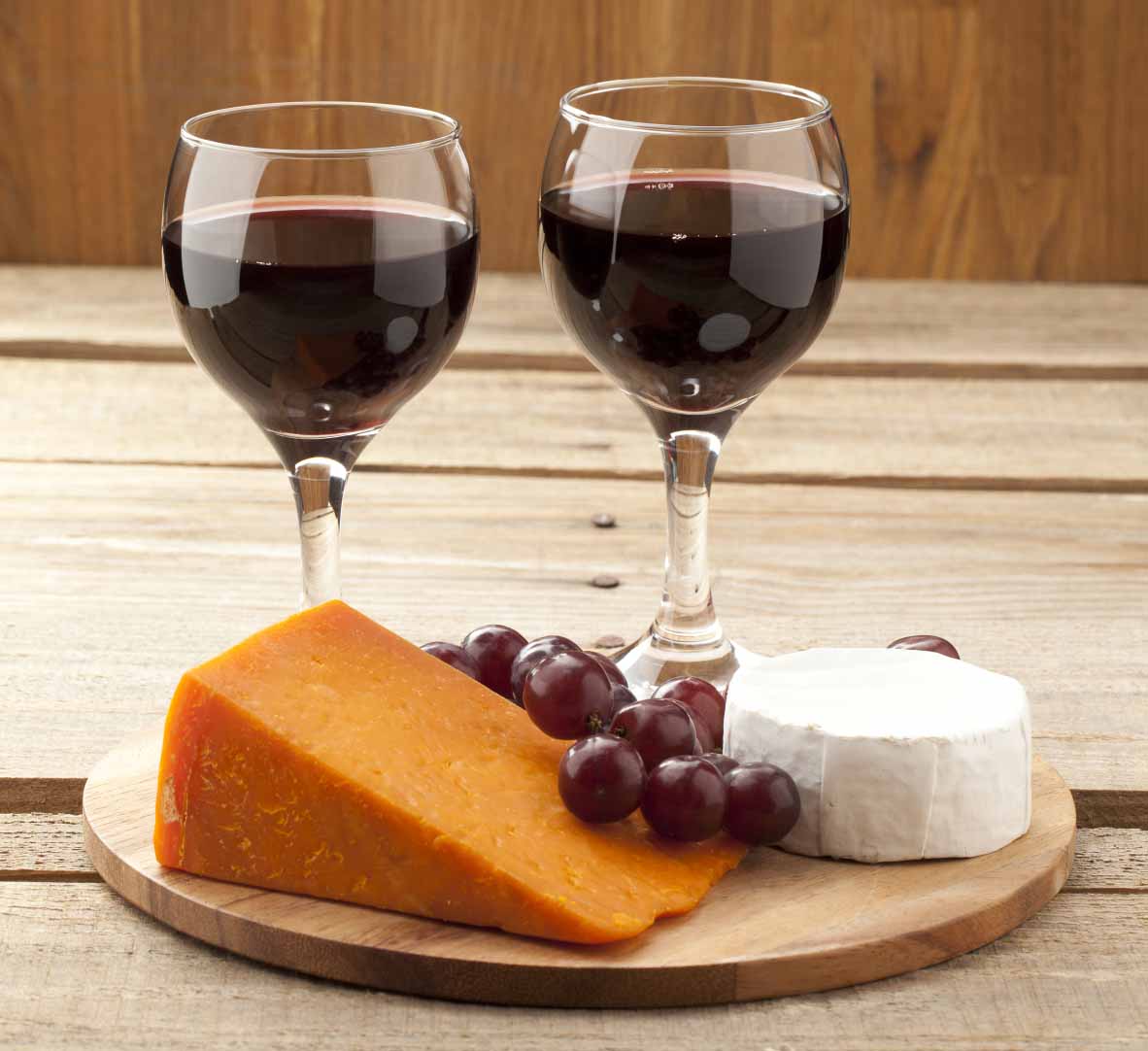 cheesegrapeswineglasses.jpg