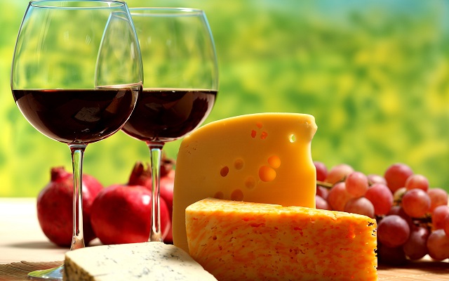 red-wine-glasses-and-cheese_1.jpg