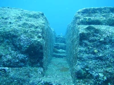 yonaguni_japan2.jpg