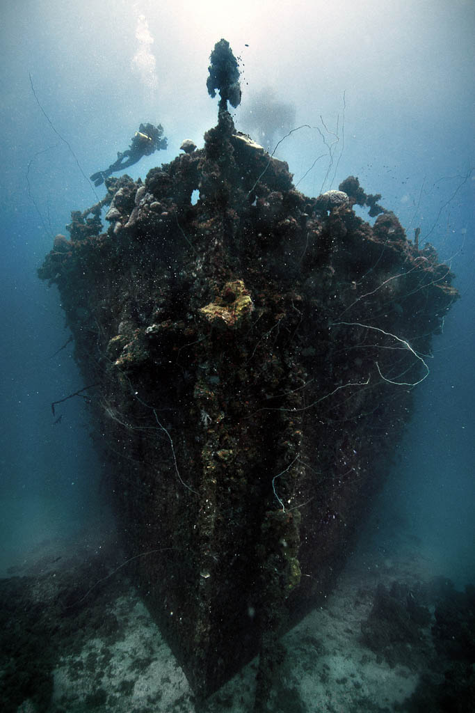 Unkai-Maru-in-Truk-Lagoon-Micronesia.jpg