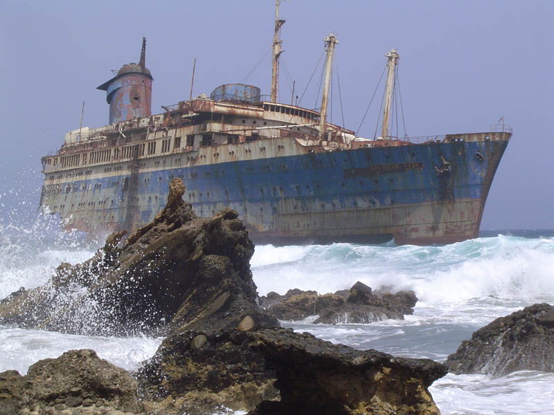 shipwreck-American-Star-SS-America-Fuerteventura-Canary-Islands.jpg