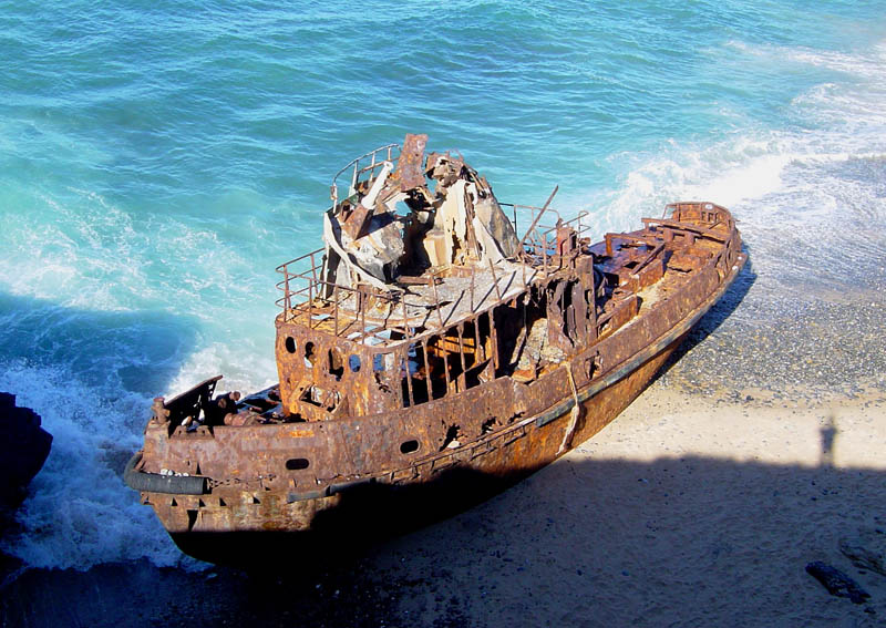shipwreck-Vila-Nova-de-Milfontes-Portugal.jpg