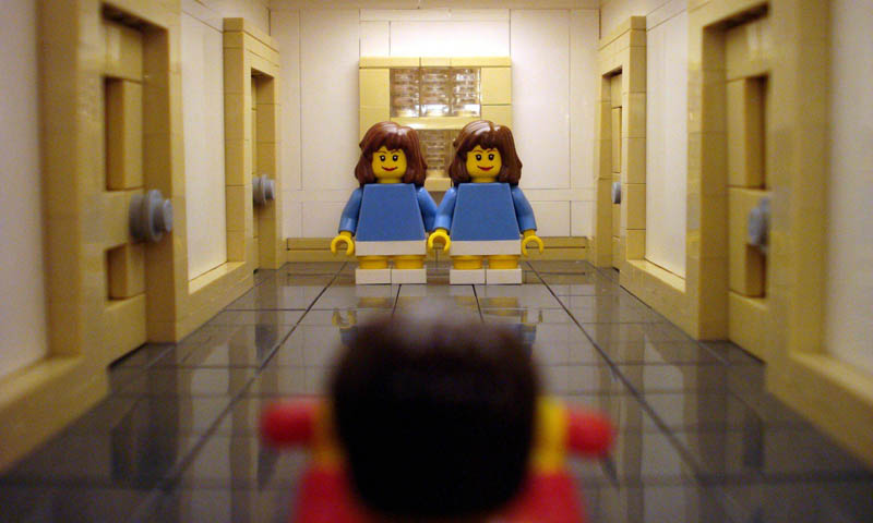 recreating-movie-scenes-from-lego-alex-eylar-the-shining.jpg